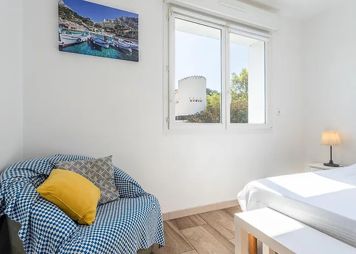 L'aquilon By Interhome Apartment Le Pradet